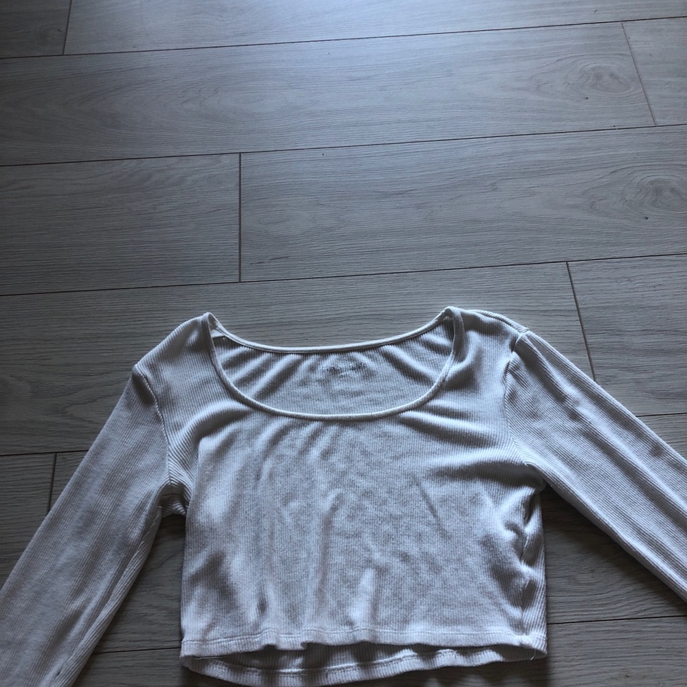 White Long sleeve